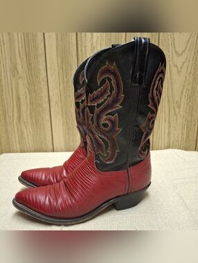 Vintage Women’s Cowboy Boots Red Black Size 8.5 M Leather Mexico